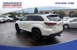 2019 Toyota Highlander SE full
