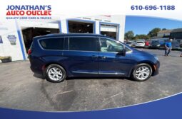 2019 Chrysler Pacifica Touring L Plus full
