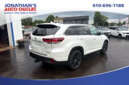 2019 Toyota Highlander SE full