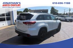 2019 Toyota Highlander SE full
