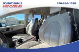 2019 Chrysler Pacifica Touring L Plus full