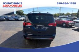 2019 Chrysler Pacifica Touring L Plus full