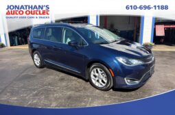2019 Chrysler Pacifica Touring L Plus full