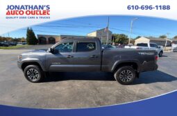 2023 Toyota Tacoma TRD Sport full
