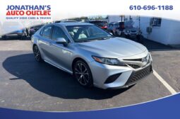 2018 Toyota Camry SE full