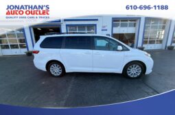 2017 Toyota Sienna LE 7 Passenger full