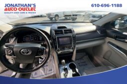 2013 Toyota Camry Hybrid XLE full