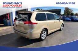 2014 Toyota Sienna full