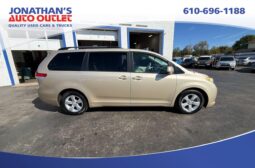 2014 Toyota Sienna full