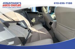 2013 Toyota Camry Hybrid XLE full