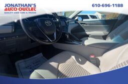 2018 Toyota Camry SE full