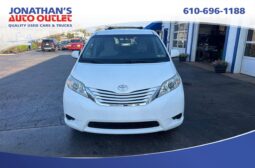2017 Toyota Sienna LE 7 Passenger full